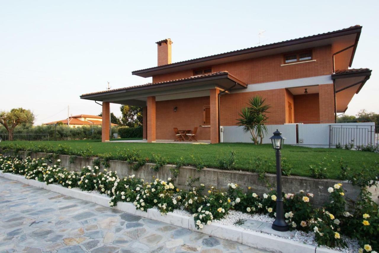 Villa Emilia Fossacesia Buitenkant foto